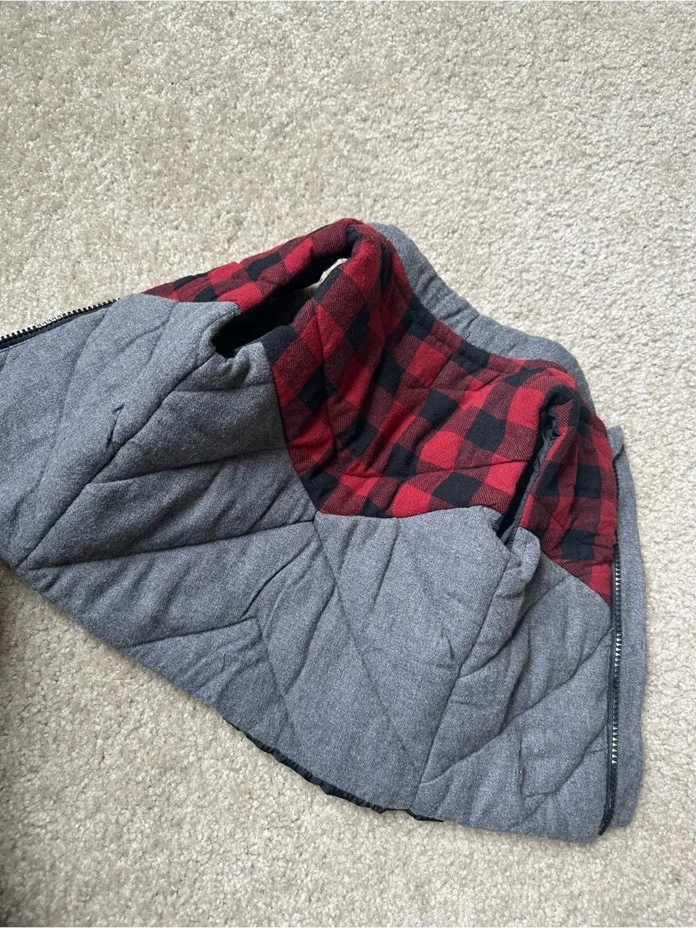 Fierce & Frank Baby Boys Plaid Quilted Hooded Puffer Vest Gray Red 12M